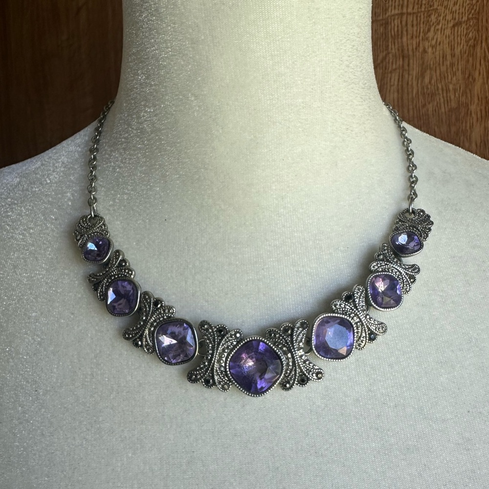 Trifari Vintage Silver Purple Rhinestone Necklace